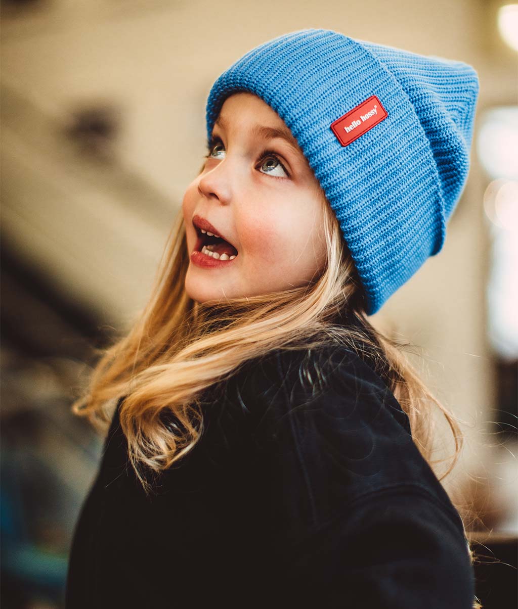 Bonnet coloré Enfants & Adultes Flow Ocean, 100% coton biologique, sans pompon, dès 9 mois, Cool Kids Only !