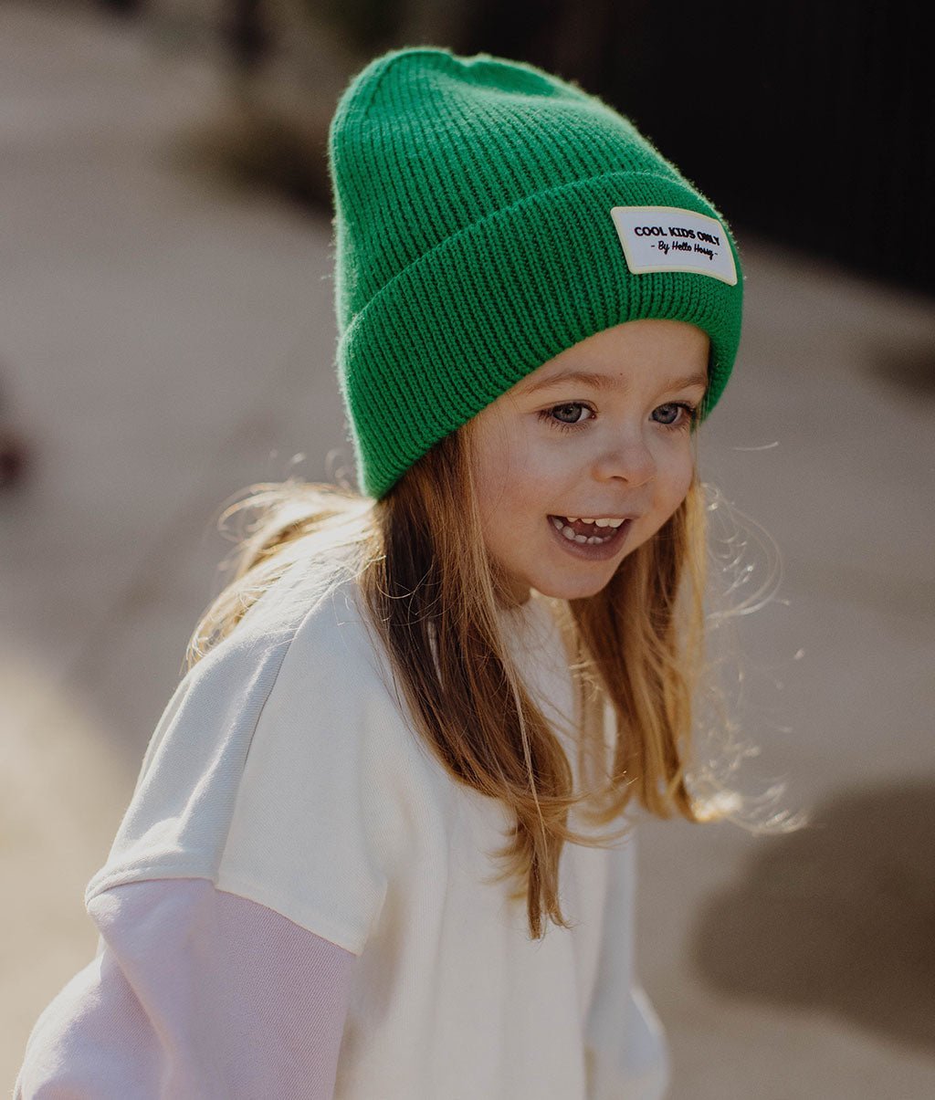 Bonnet coloré Enfants Pop Croco, maille douce et fine, laine, sans pompon, dès 9 mois, Cool Kids Only !