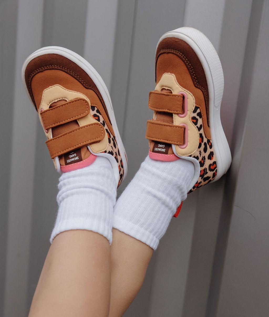 Sneakers enfant crème marron imprimé léopard bandes velcro Hello Hossy