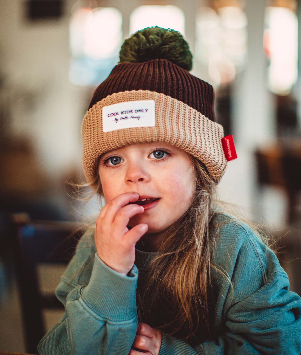 Bonnet Enfants Color Block Pistachio, avec pompon, doublure polaire, coton biologique, dès 9 mois, Cool Kids Only !