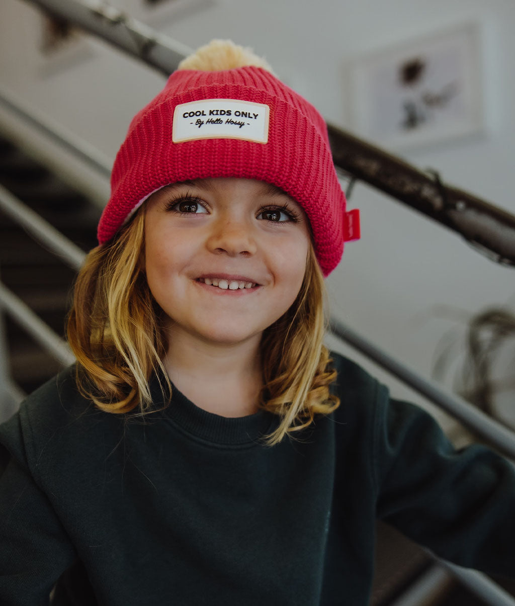 Bonnet Enfants Color Block Framboise, avec pompon, doublure polaire, coton biologique, dès 9 mois, Cool Kids Only !