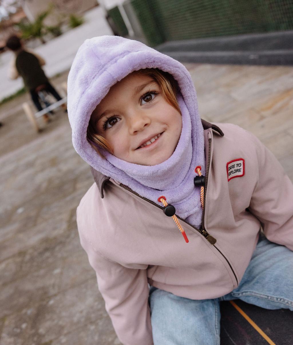 Fille avec cagoule en polaire lilas Warmy Mauve – vue de face  – Hello Hossy