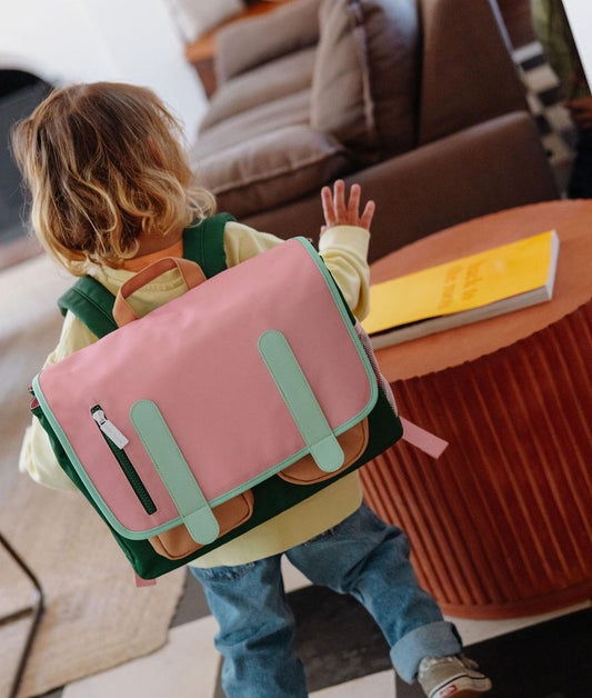 Cartable enfant rose vert détails poches Hello Hossy