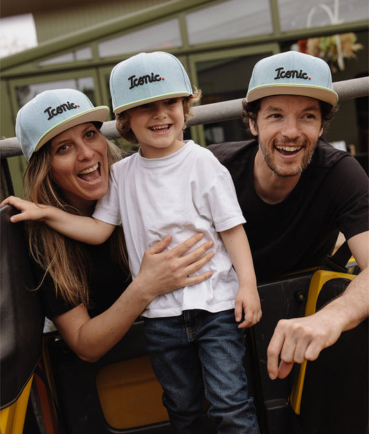 Casquette Parents-Enfants Jean Iconic, visière plate, coton biologique, certifiée Oeko-Tex, dès 9 mois, Cool Kids Only !