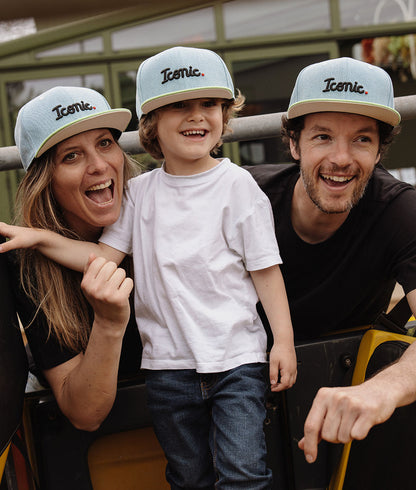 Casquette Parents-Enfants Jean Iconic, visière plate, coton biologique, certifiée Oeko-Tex, dès 9 mois, Cool Kids Only !