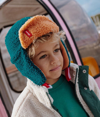 Kinder-Uschanka blau Camel teddy-effekt rotes Etikett Hello Hossy