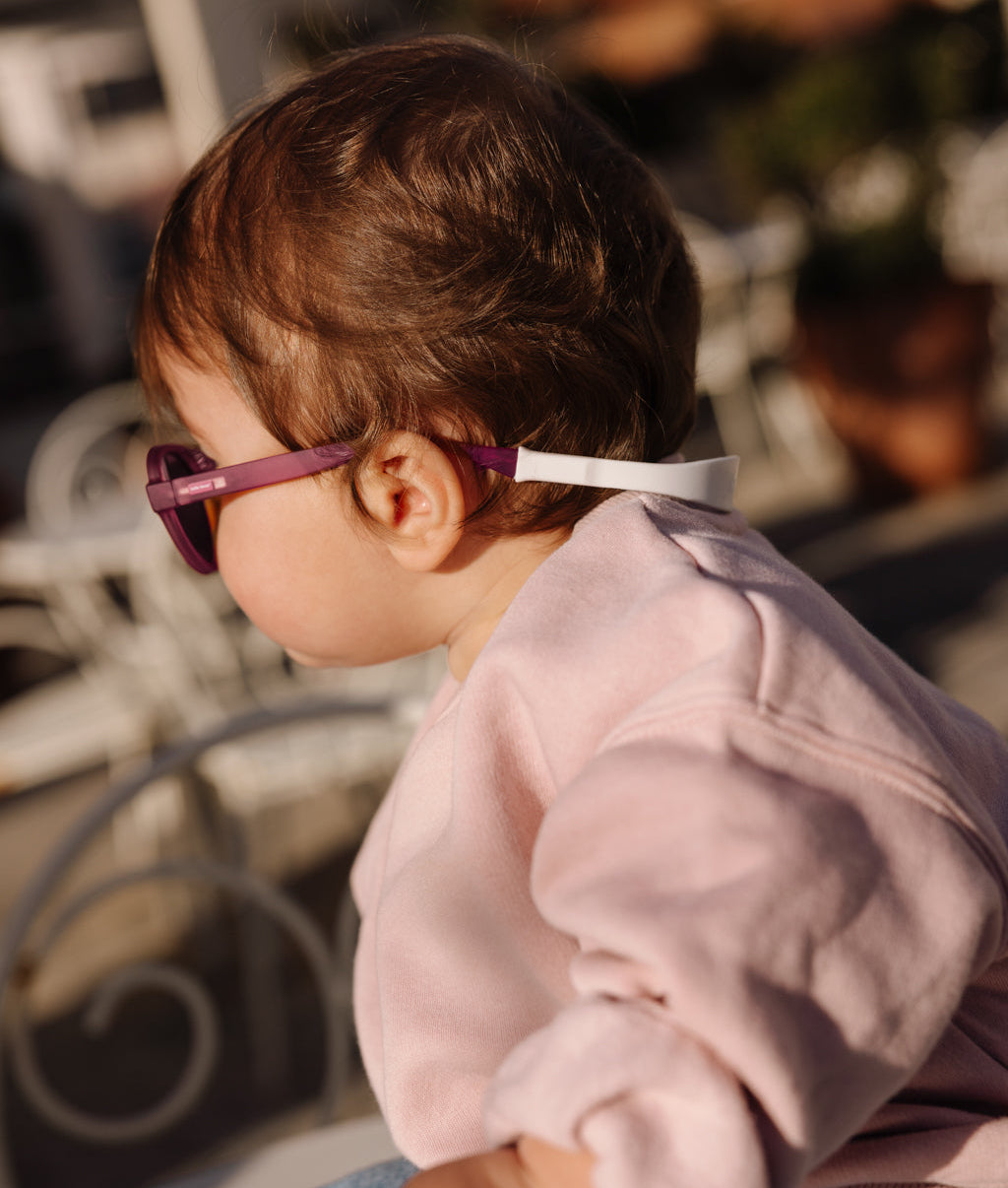 Sonnenbrillen Kinder Violett Runde Gestellform mit hinterem Befestigungsband Hello Hossy