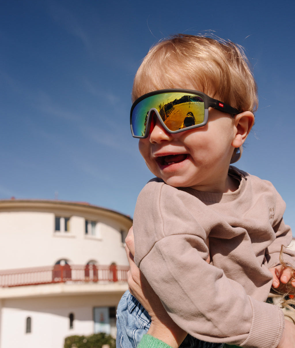 Sonnenbrillen für Kinder Sportliche Gestellform Spiegelglas Multicolor Brillengestell Schwarz Hello Hossy