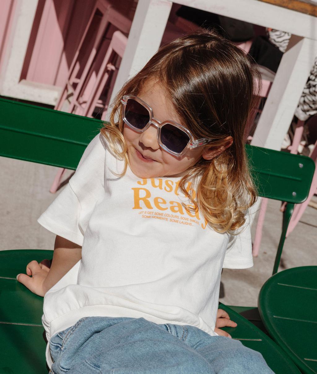 Lunettes de soleil enfant blanc transparent forme carrée verres foncés Hello Hossy