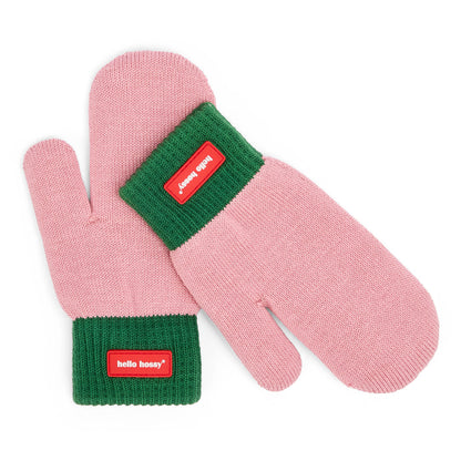 Rosa Kinder-Fäustlinge mit grünem Rand und rotem Etikett Hello Hossy