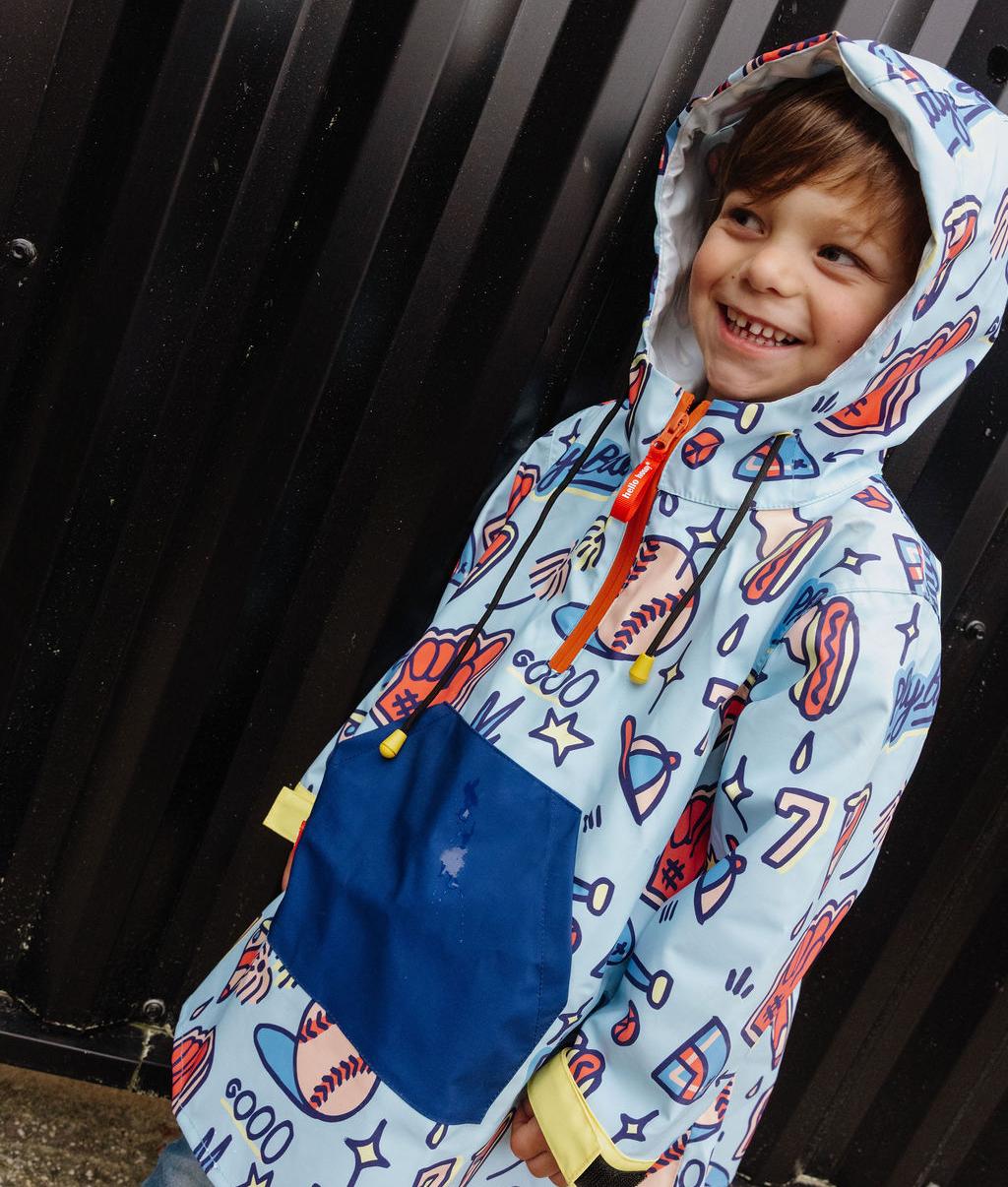 Blauer Kinder-Regenponcho mit Sport-Aufdruck großer Tasche und Kapuze Hello Hossy