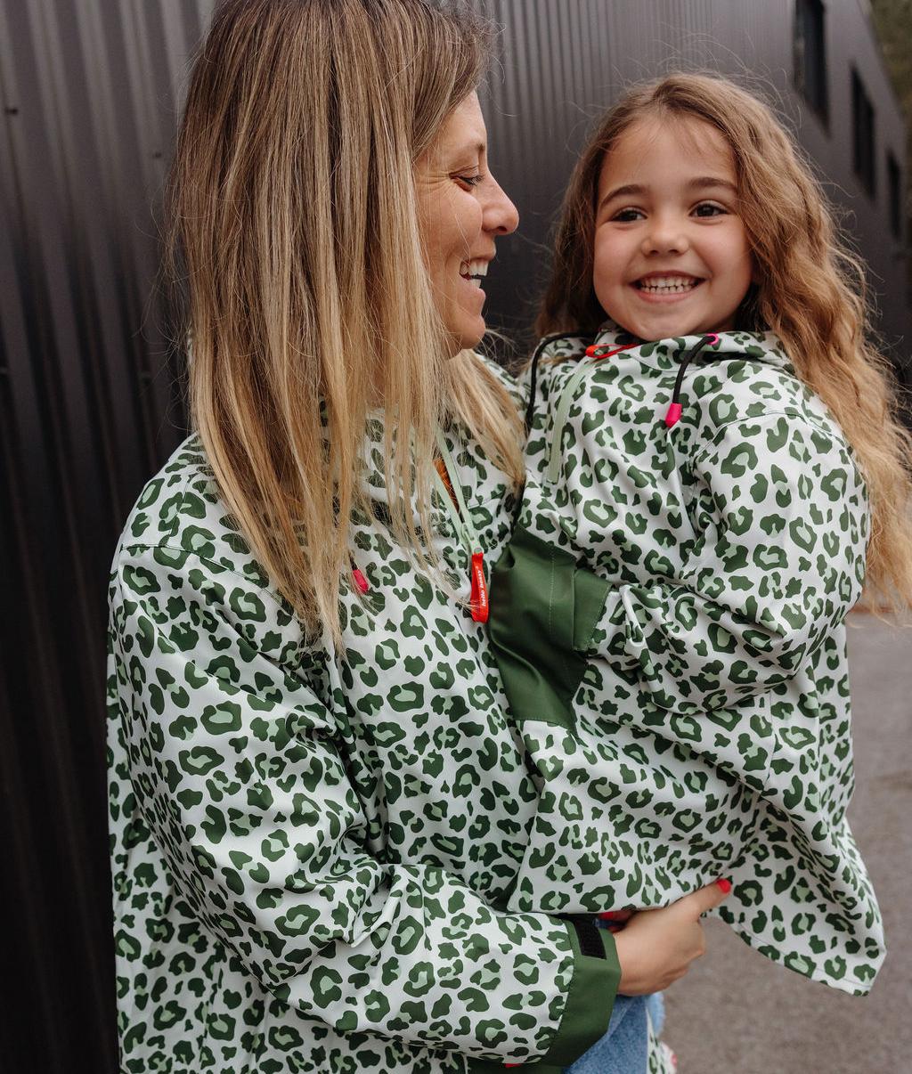Regenponcho Green Leopard