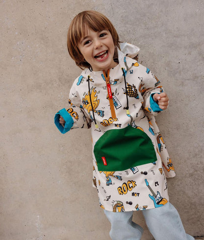 Kinder-regenponcho cremeweiß mit Musik-aufdrucke grüne Tasche Hello Hossy