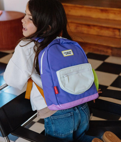 Sac à dos enfant violet poche blanche Hello Hossy