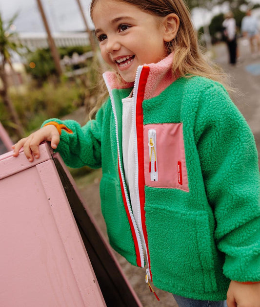 Veste polaire enfant verte et rose vue de profil Hello Hossy
