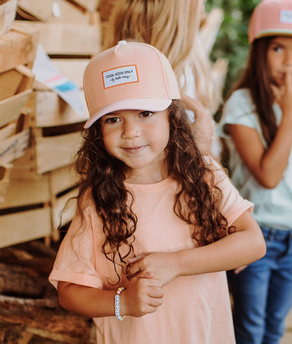 Casquette Enfants Mini Coral, visière courbée, 100% coton biologique, certifiée Oeko-Tex, dès 9 mois, Cool Kids Only !
